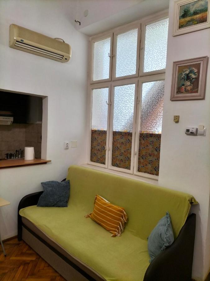 Apartament In Vila Secession Oradea Exterior foto