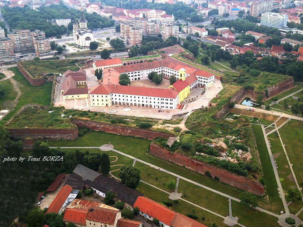Apartament In Vila Secession Oradea Exterior foto