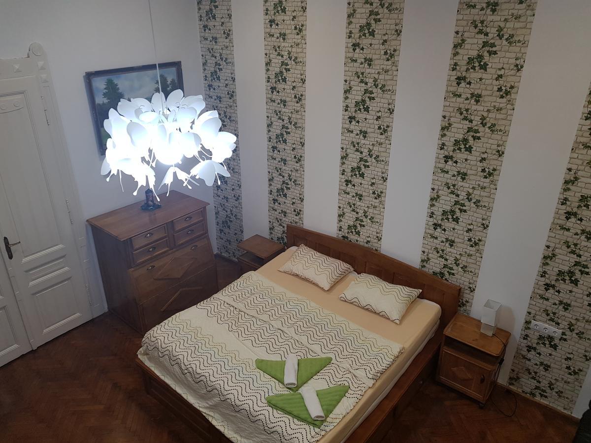 Apartament In Vila Secession Oradea Exterior foto